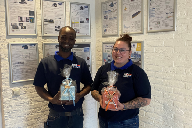 Medewerkers in het zonnetje